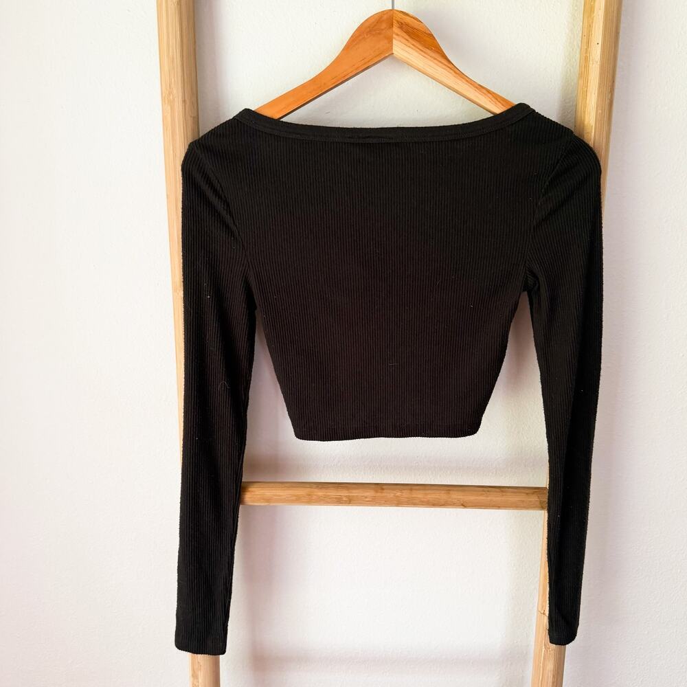 Out From Under Black Ribbed Cropped Henley Top Long Sleeve Size Small - Picture 4 of 5